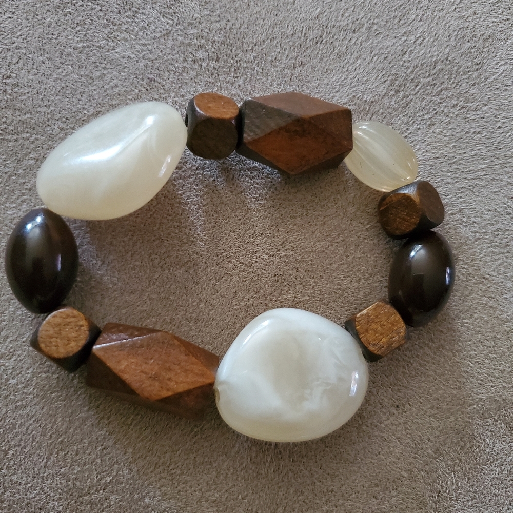 Stretch  wood bead Bracelet